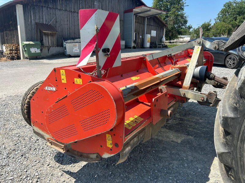 Kuhn RM 320