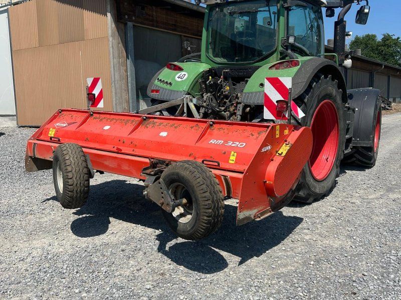 Kuhn RM 320