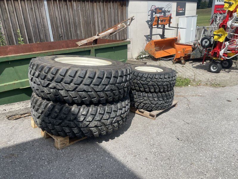 Nokian 440/80R30 , 360/80R20