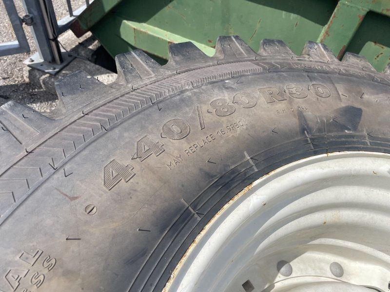 Nokian 440/80R30 , 360/80R20