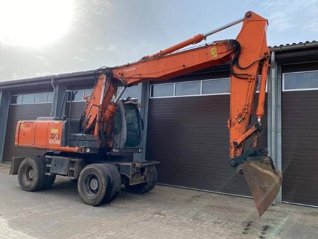 Hitachi ZX 180 W