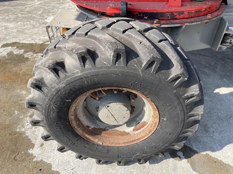 Ausa D 400 AHG