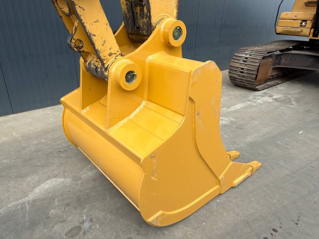 CAT 336D L