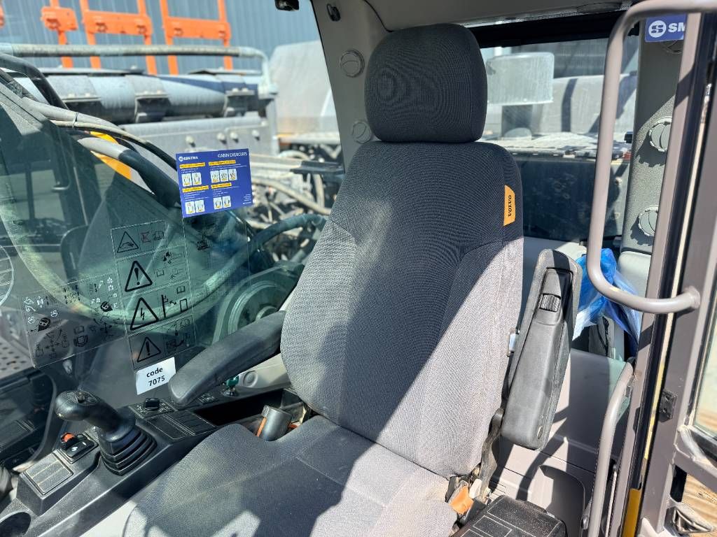 Volvo EC300E L