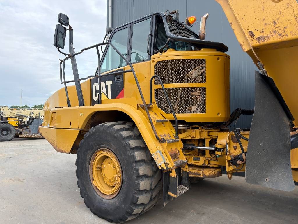 CAT 730C2