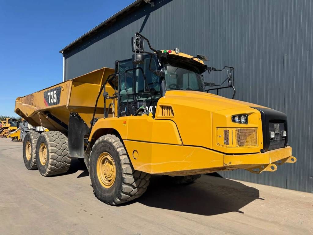 CAT 735 04A
