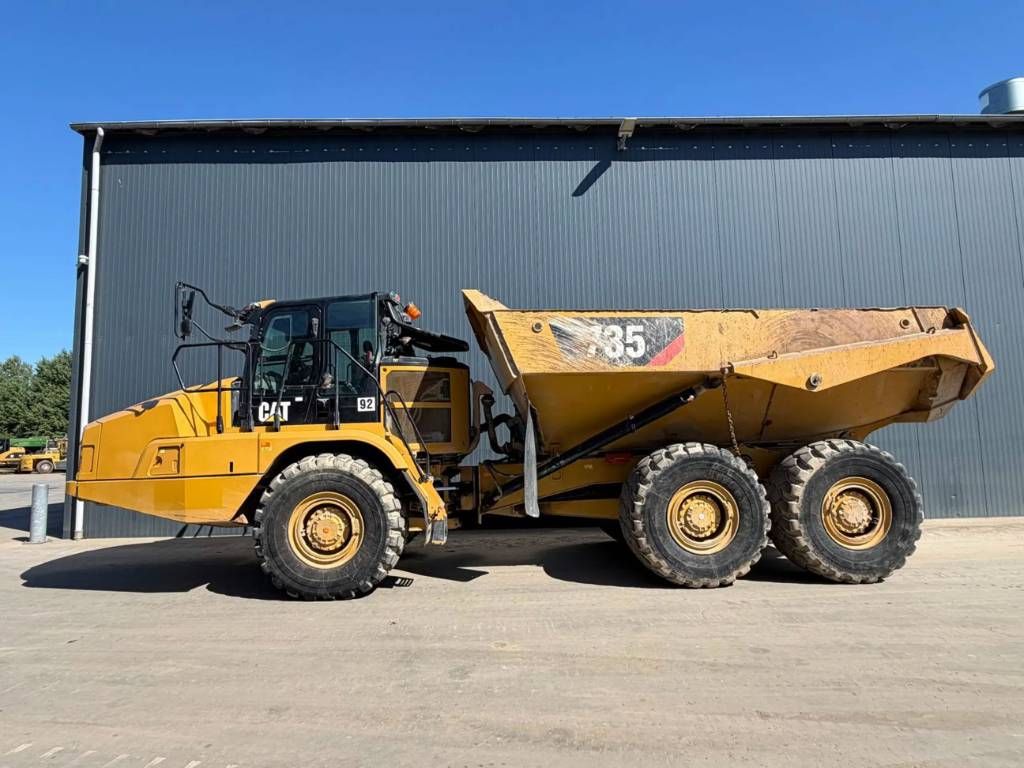 CAT 735 04A