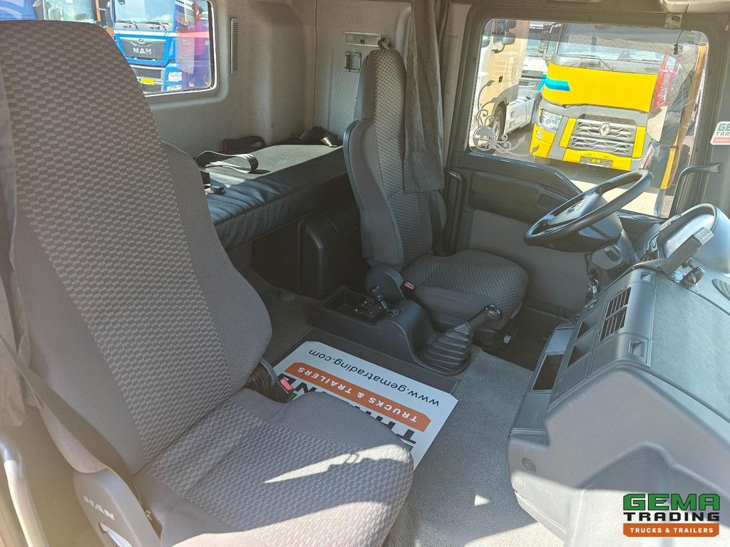 MAN TGL 210 4x2 Schlafkabine Euro4 - Abschleppwagen - Köberlein Bril EL4000 + SuperWinch + Dollies - Schaltgetriebe