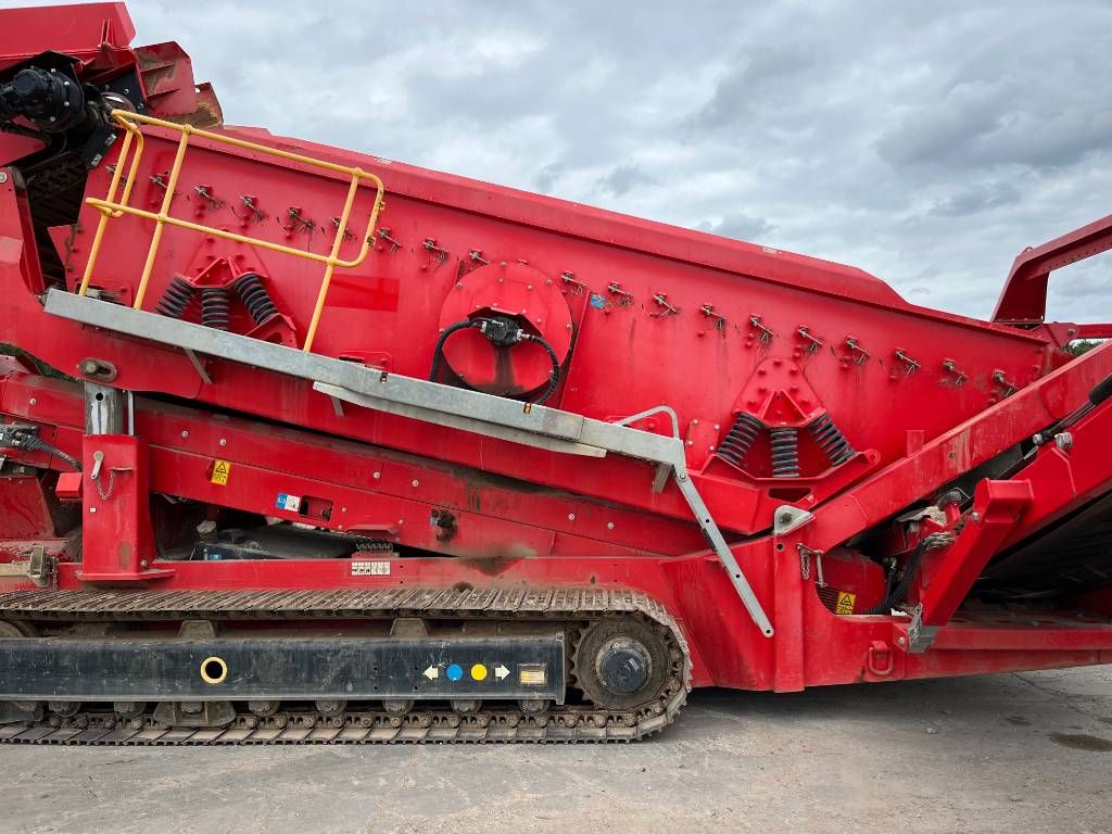 McCloskey R230 - Good Overall Condition / CE Certified