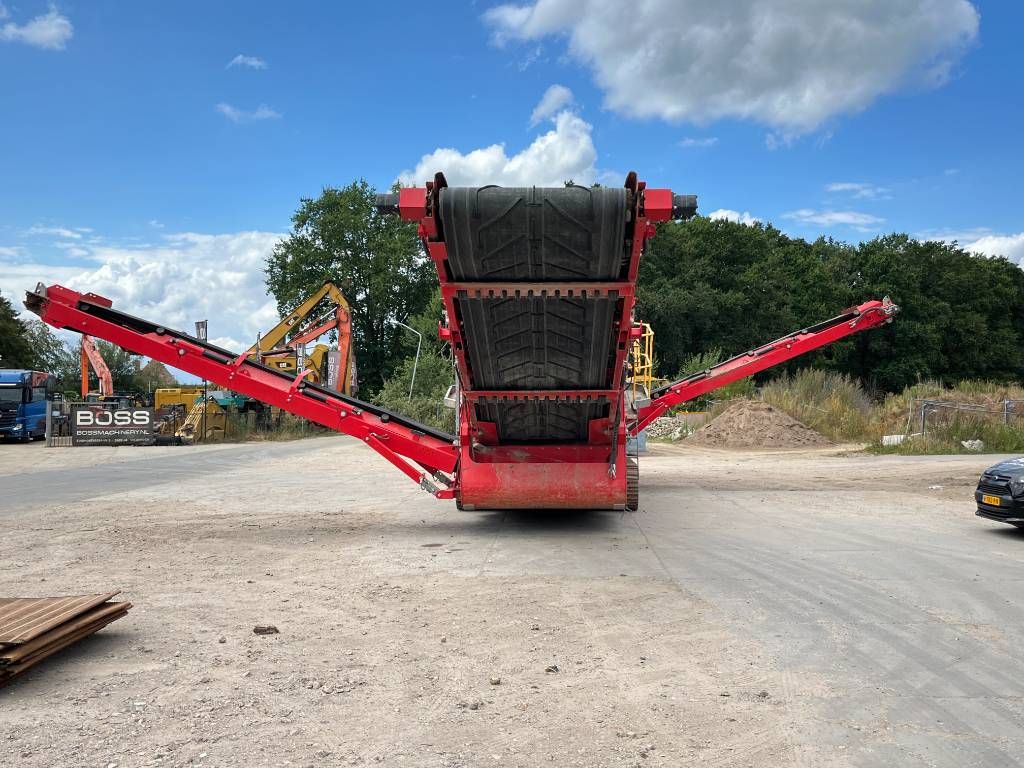 McCloskey R230 - Good Overall Condition / CE Certified