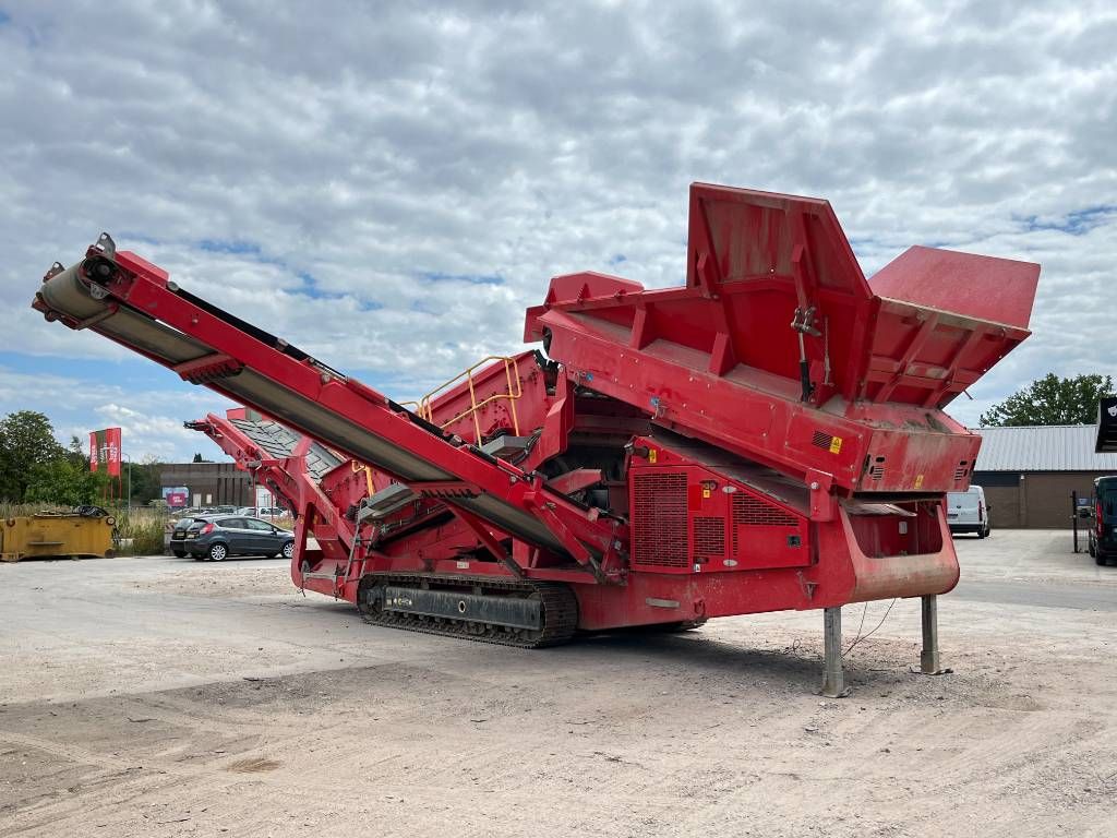 McCloskey R230 - Good Overall Condition / CE Certified