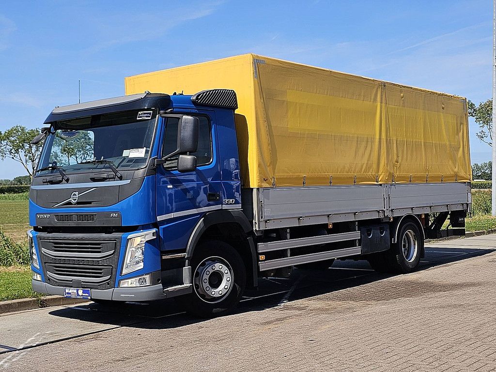VOLVO FM 330 dropsides taillift
