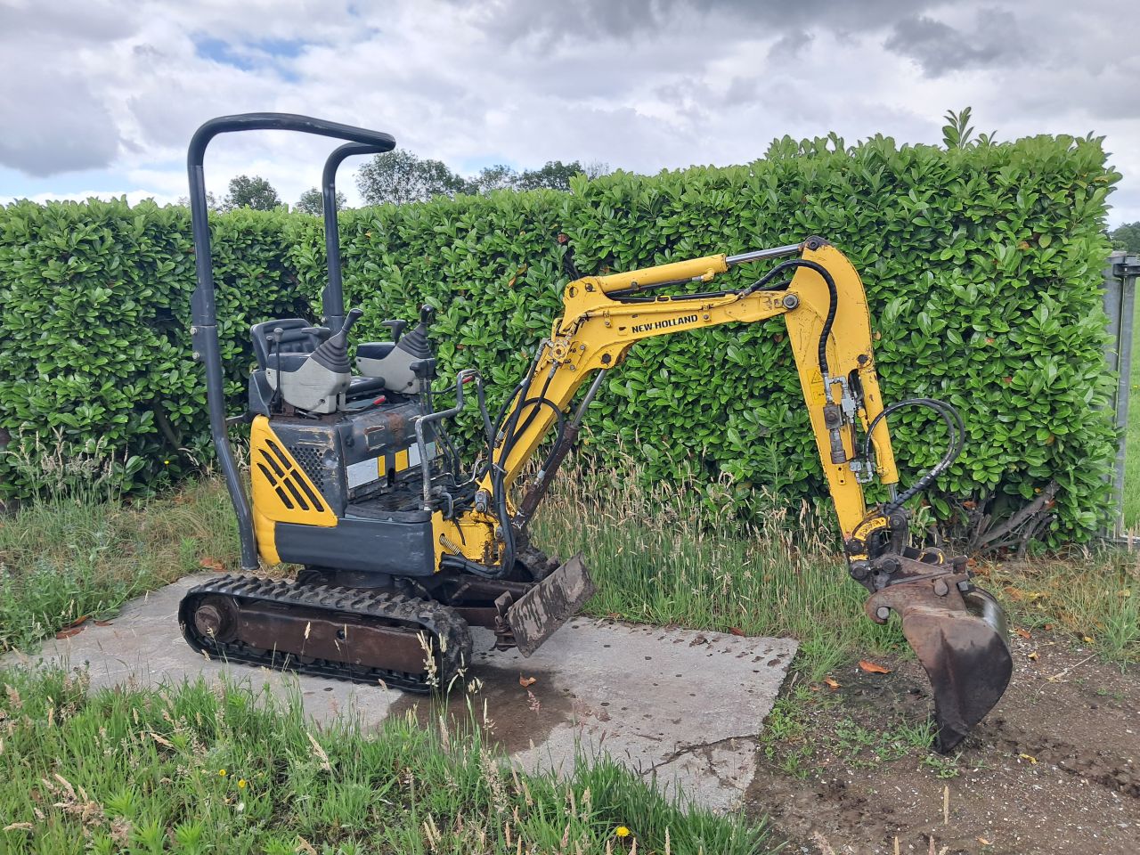 Minigraver New Holland E9SR / Minikraan / Graafmachine