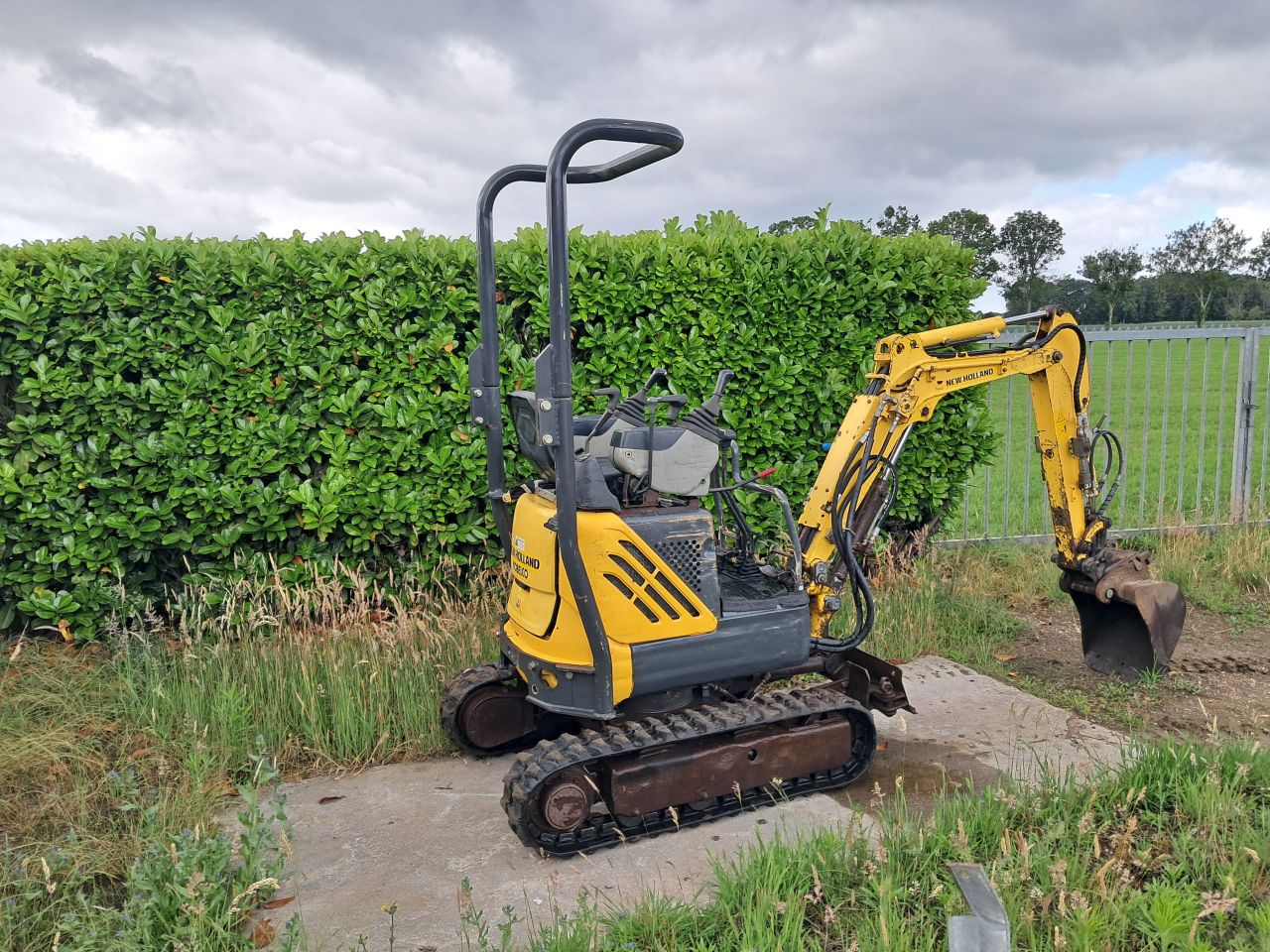 Minigraver New Holland E9SR / Minikraan / Graafmachine