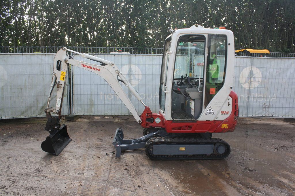 Mini excavator Takeuchi TB216 Diesel 11.5kW 2016