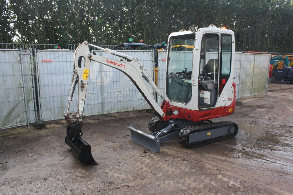 Mini excavator Takeuchi TB216 Diesel 11.5kW 2016