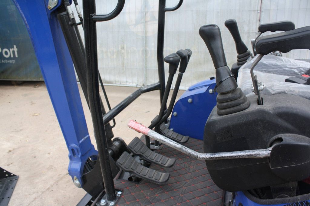 Mini excavator Crawler CK 18 Diesel 14kW 2026 Demo