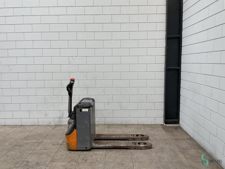 Pallet trucks Electric Still ECU16 2018