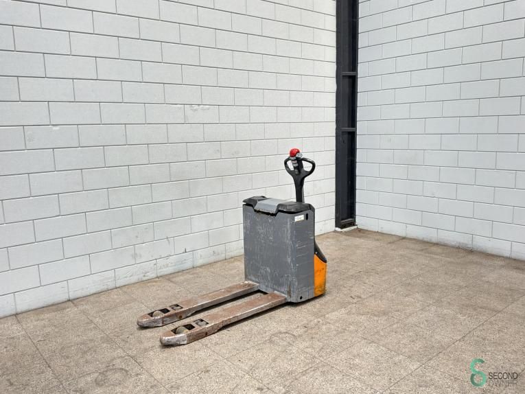 Pallet trucks Electric Still ECU16 2018