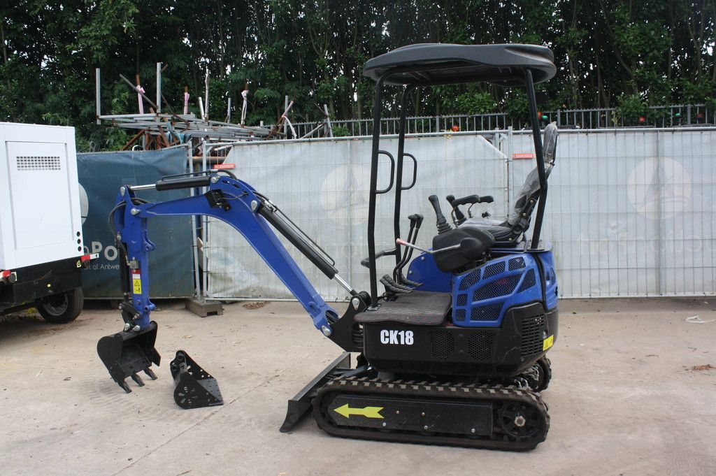 Minibagger Raupenfahrzeug CK 18 Diesel 14kW, Baujahr 2026, Vorführmodell