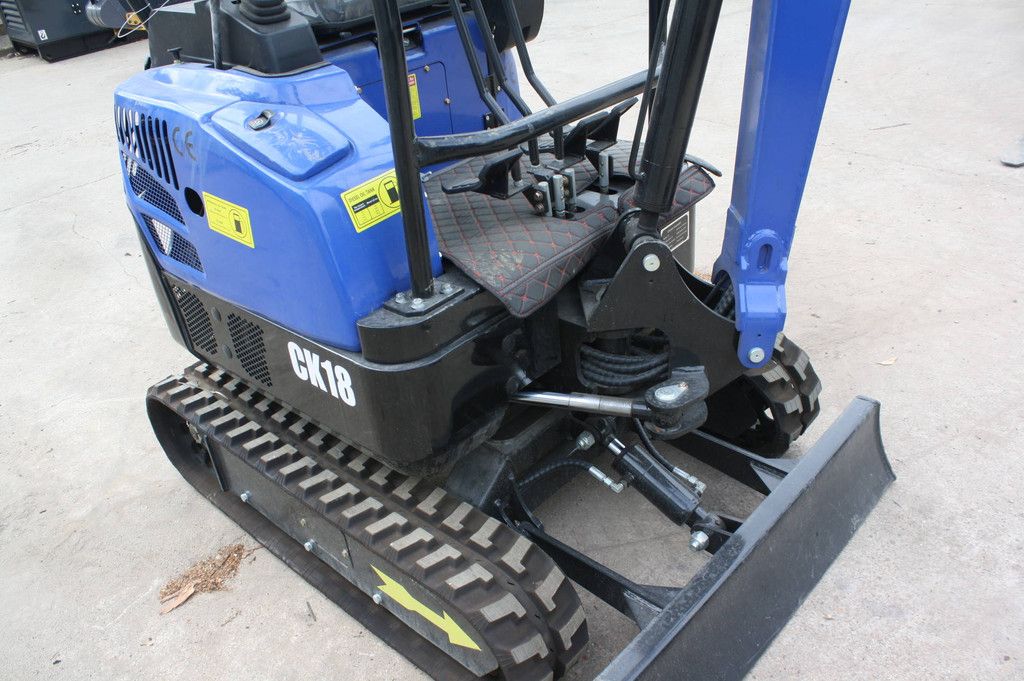Minibagger Raupenfahrzeug CK 18 Diesel 14kW, Baujahr 2026, Vorführmodell