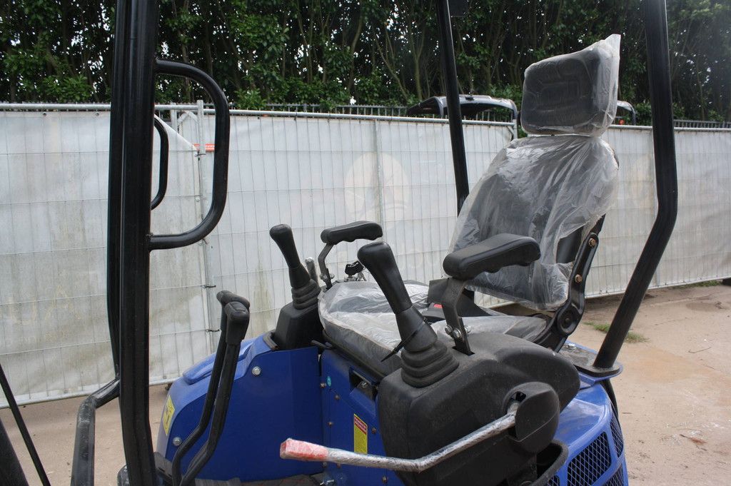 Minibagger Raupenfahrzeug CK 18 Diesel 14kW, Baujahr 2026, Vorführmodell