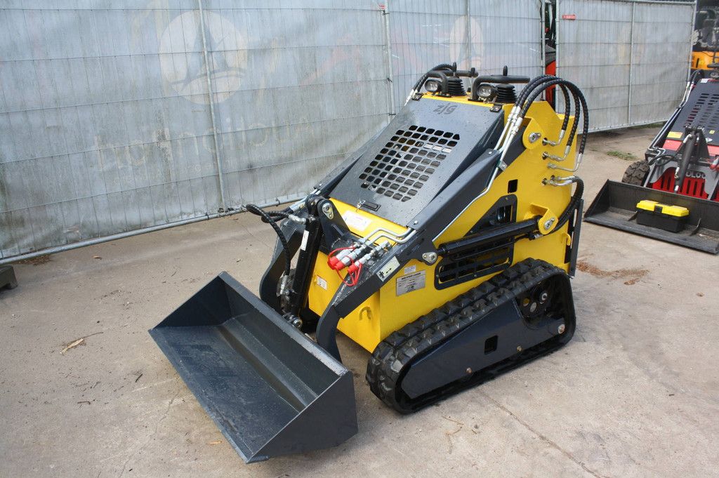 Skid steer loader ZJ-380 Petrol 13hp 2026 Demo