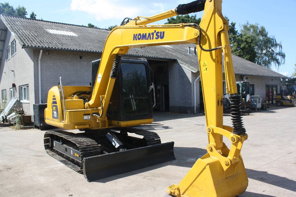 Crawler excavator Komatsu PC70-8 Diesel 51kW 2016