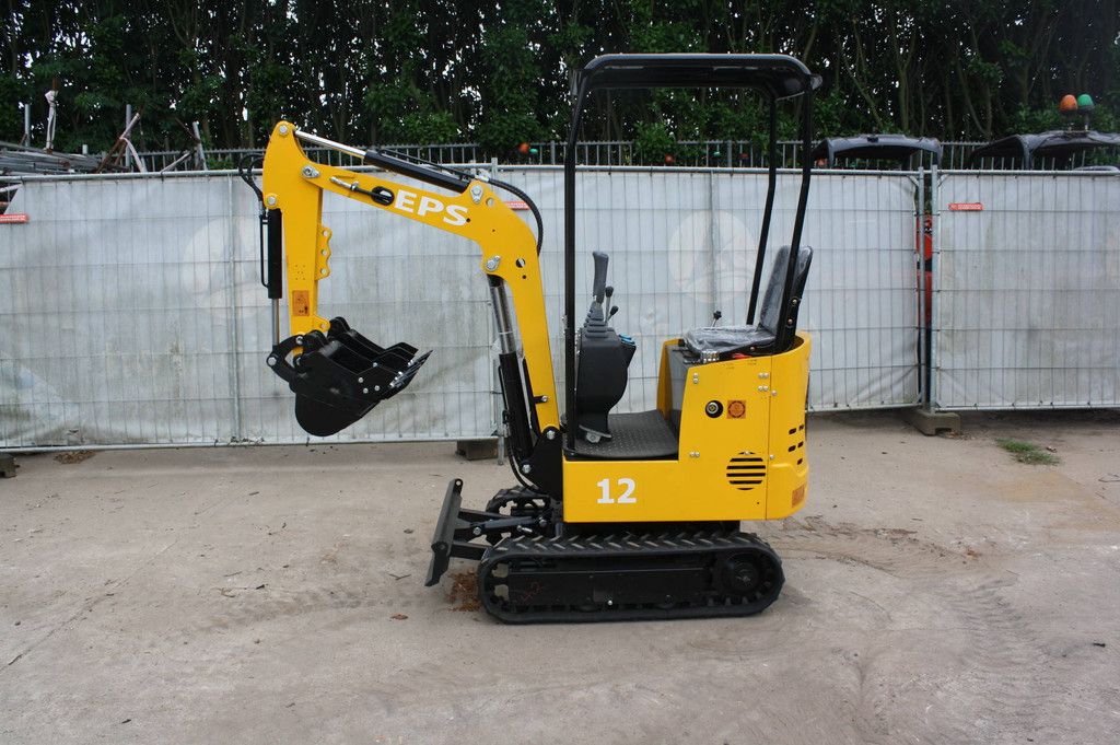 Mini excavator EPS Nuoman NM-E12 Diesel 7kW 2026 Demo