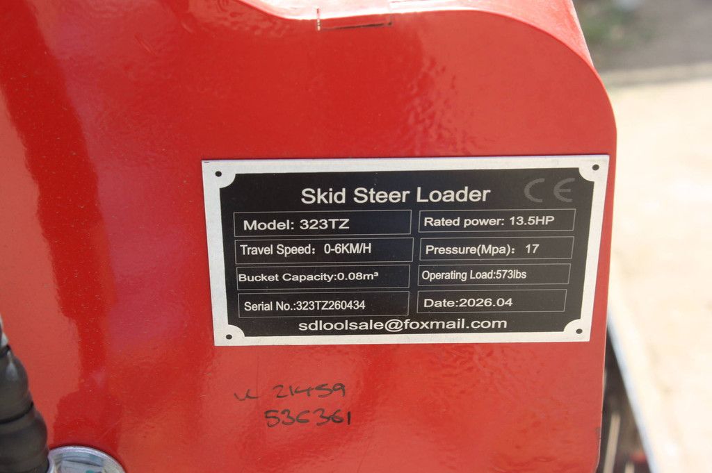 Captok 323TZ Skid Steer Loader Petrol 13.5 hp 2026