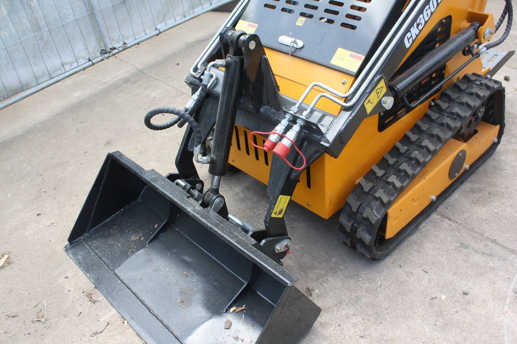 Skid steer loader Captok CK360T Diesel 13.5hp 2026