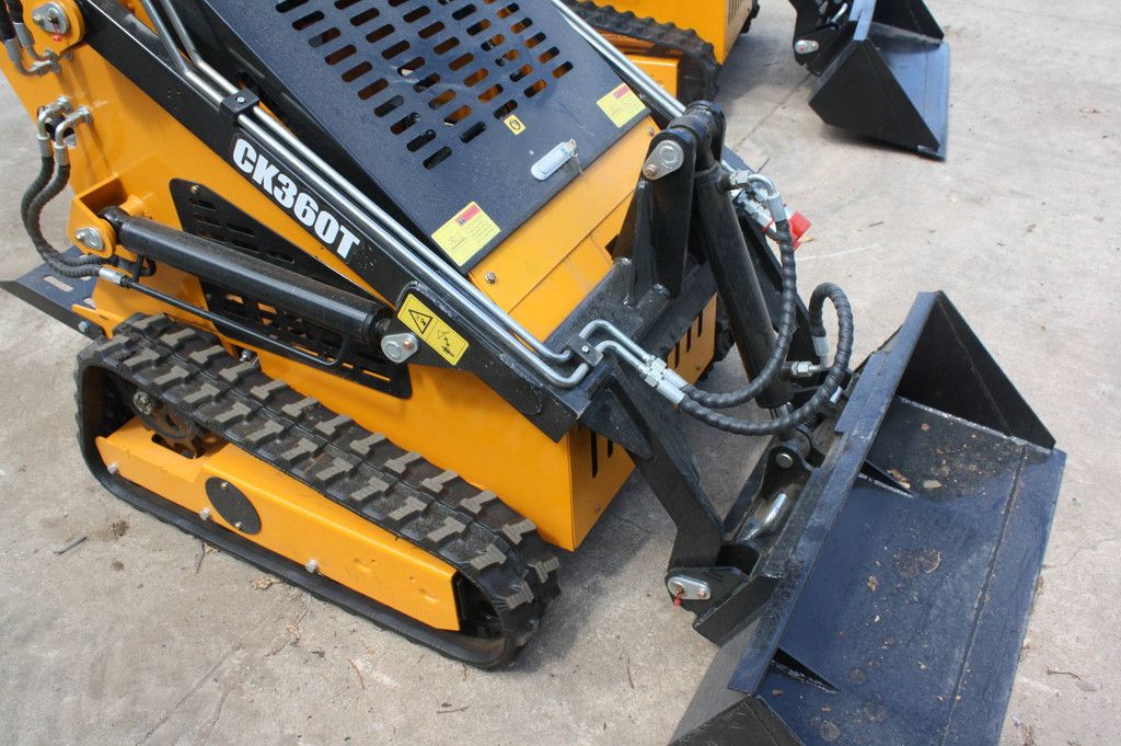 Skid steer loader Captok CK360T Diesel 13.5hp 2026