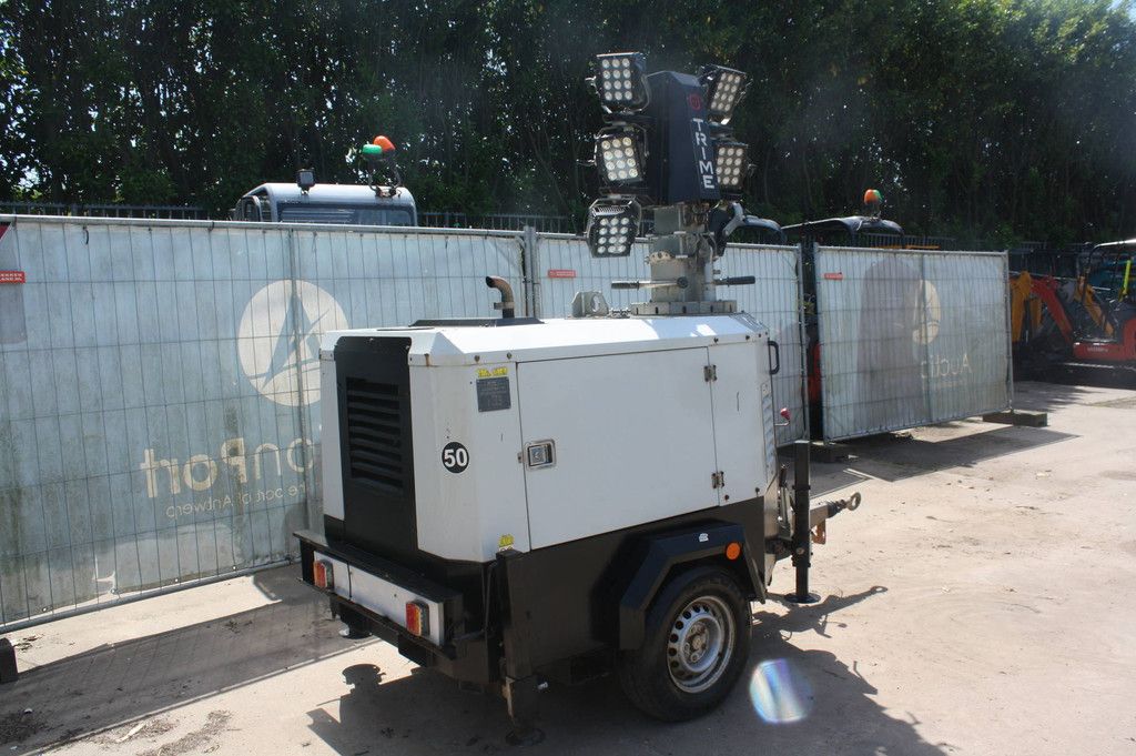 Light pole Trime X-Hybrid Diesel 2019