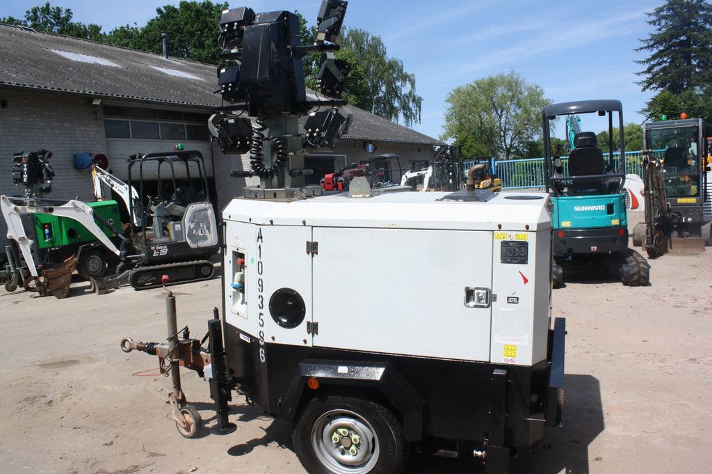 Light pole Trime X-Hybrid Diesel 2019