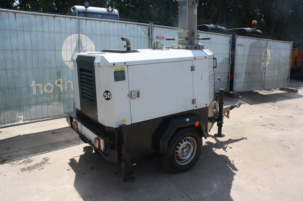 Light pole Trime X-Hybrid Diesel 2019