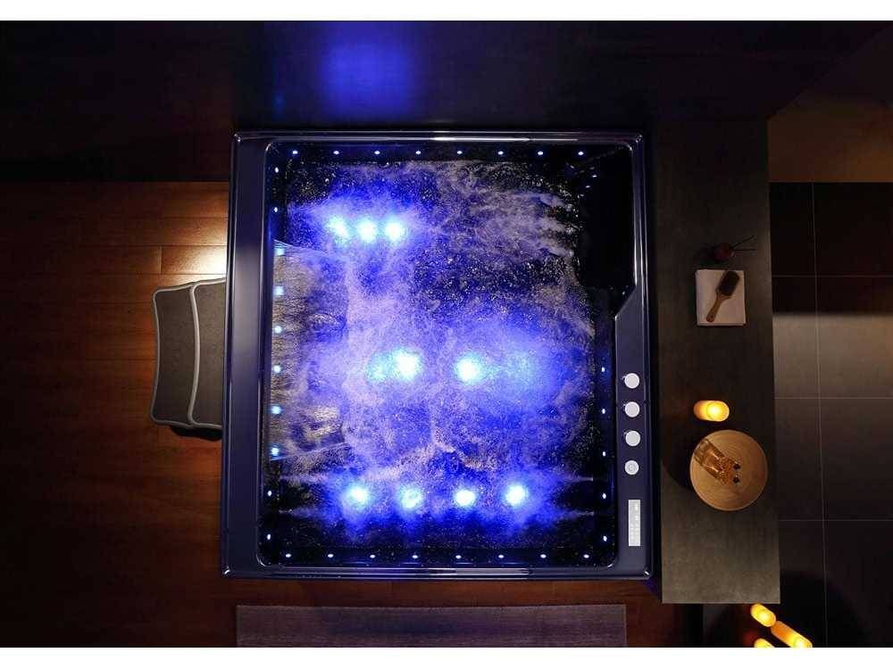 RTE Como Whirlpool 2-4 Personen Neu