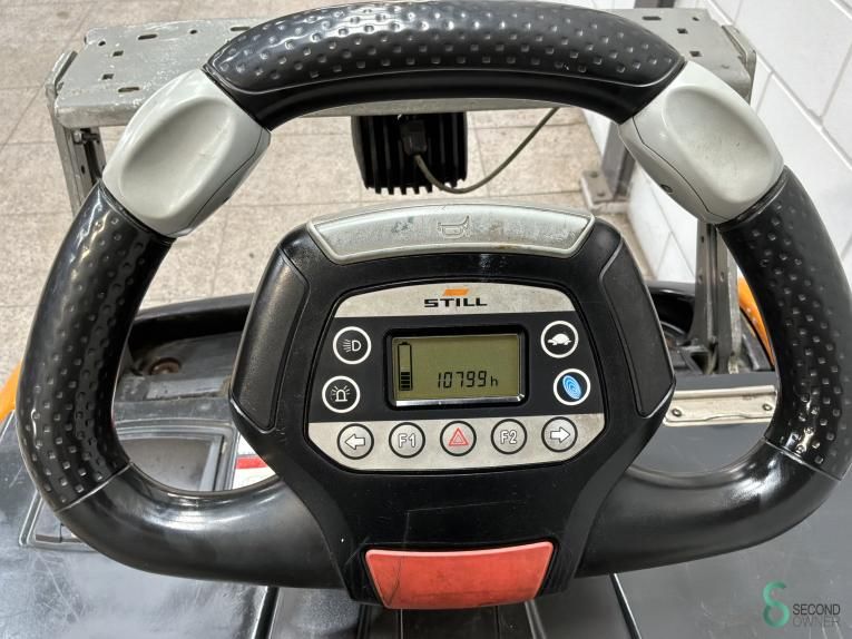 Tractors Electric Still LTX50 2018