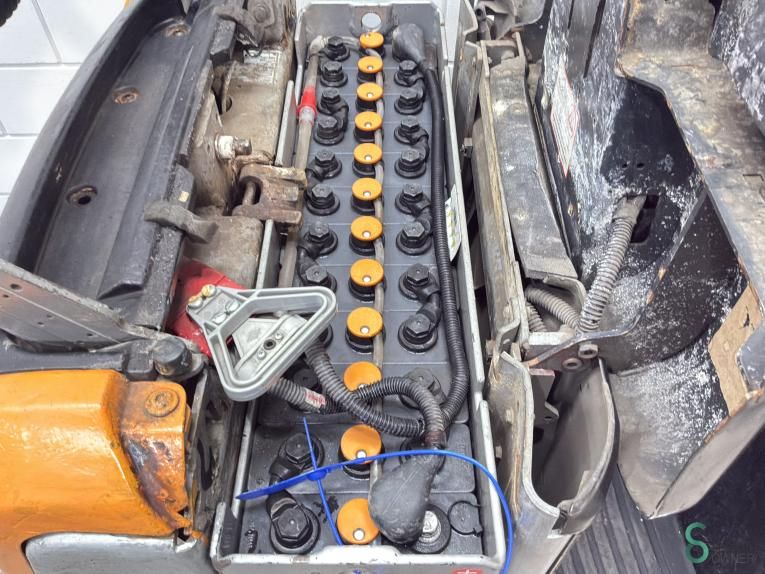 Tractors Electric Still LTX50 2018