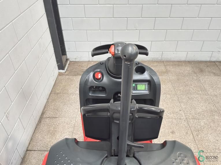 Tractors Electric Linde P30 2021
