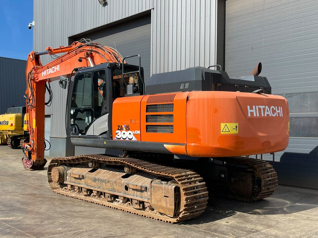 Hitachi ZX300LCN-6