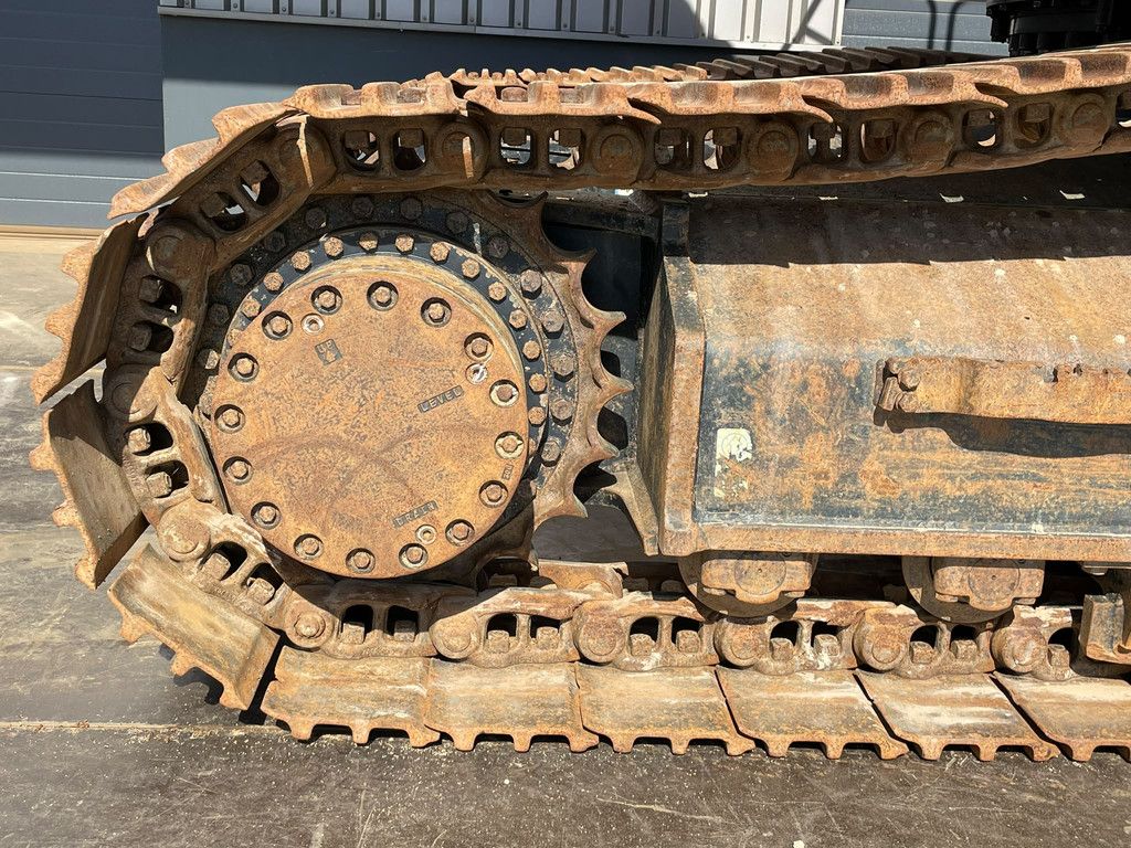 Hitachi ZX300LCN-6