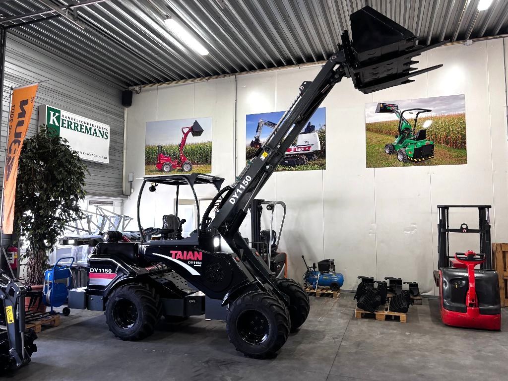 Dikke TAIAN DY1150 minishovel telescooplader met 4 cil. YANMAR