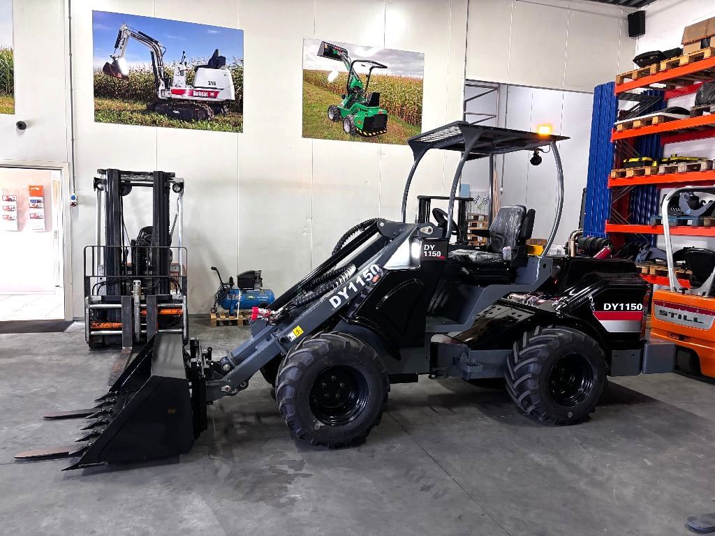 Dikke TAIAN DY1150 minishovel telescooplader met 4 cil. YANMAR