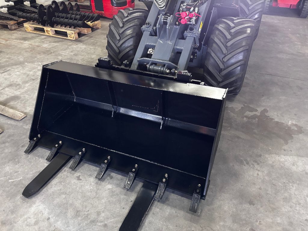 Dikke TAIAN DY1150 minishovel telescooplader met 4 cil. YANMAR