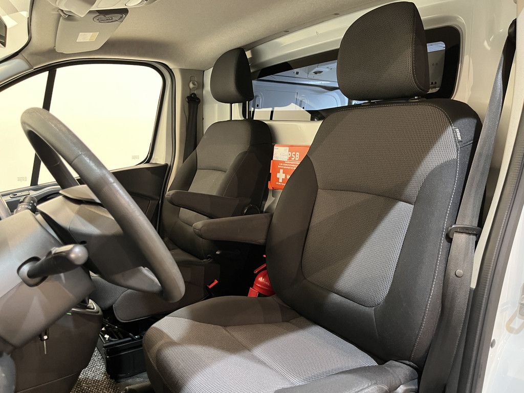 Renault Trafic 2.0 dCi 145 PK L1H1 Automaat Servicebus / Bott Inrichting / Euro 6 / Airco / CarPlay / Cruise Control / Trekhaak / PDC / LED / Klep / Navigatie / 72.200 KM !!