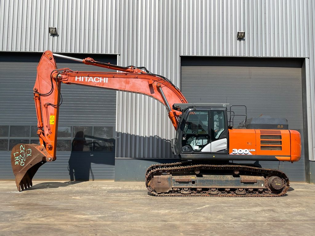 Hitachi ZX300LCN-6