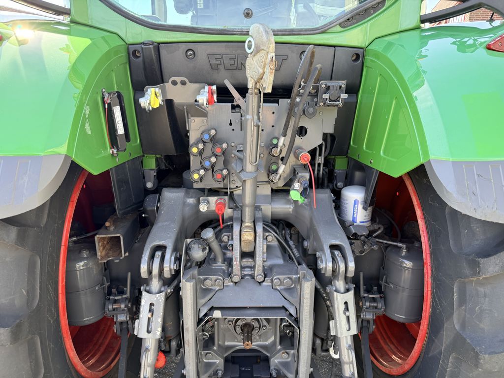 Fendt 718 Vario S4 PowerPlus