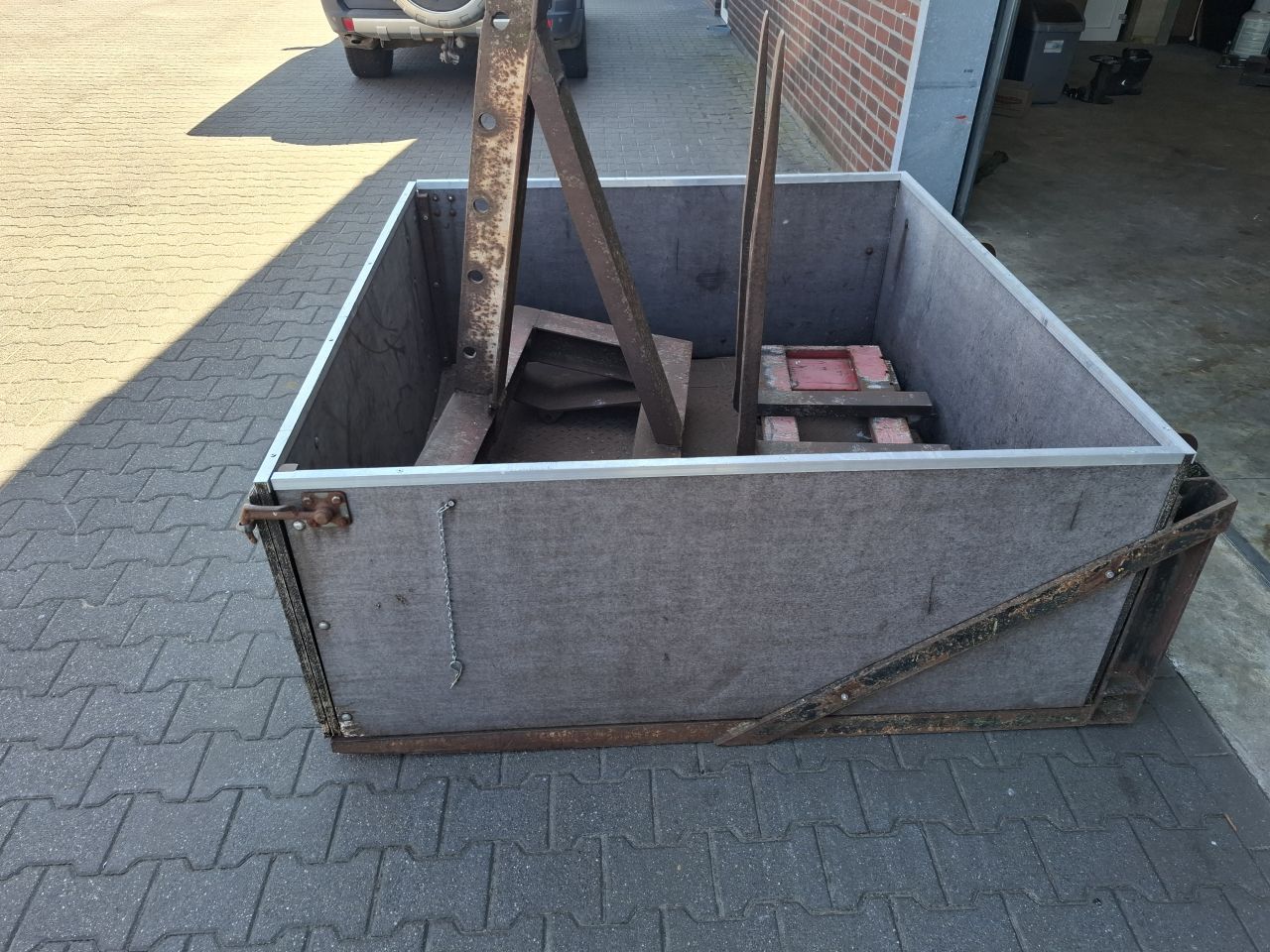 Palletvork manbak jip