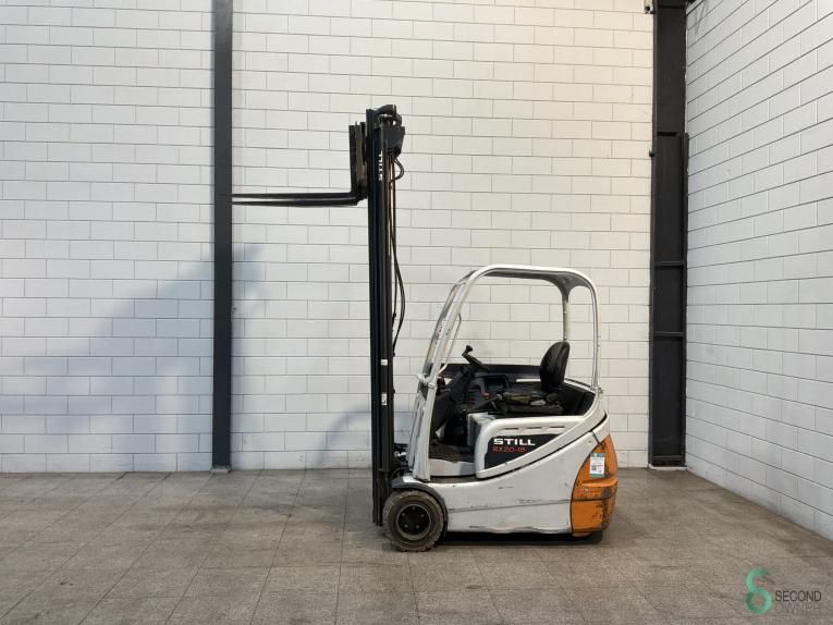 Forklifts Electric Still RX20-18 2015 Battery 2023 Triplex