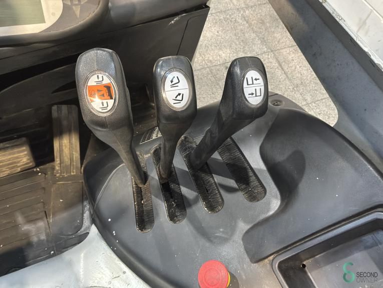 Forklifts Electric Still RX20-18 2015 Battery 2023 Triplex